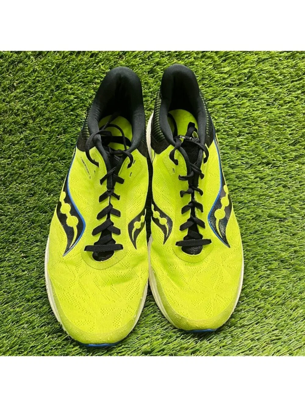 Saucony Freedom 5 Mens Size 9.5 Neon Green Black Athletic Running Shoes Sneakers